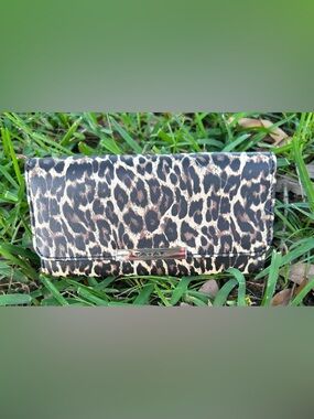 Tahari Leopard-Print Clutch in Brown and Black